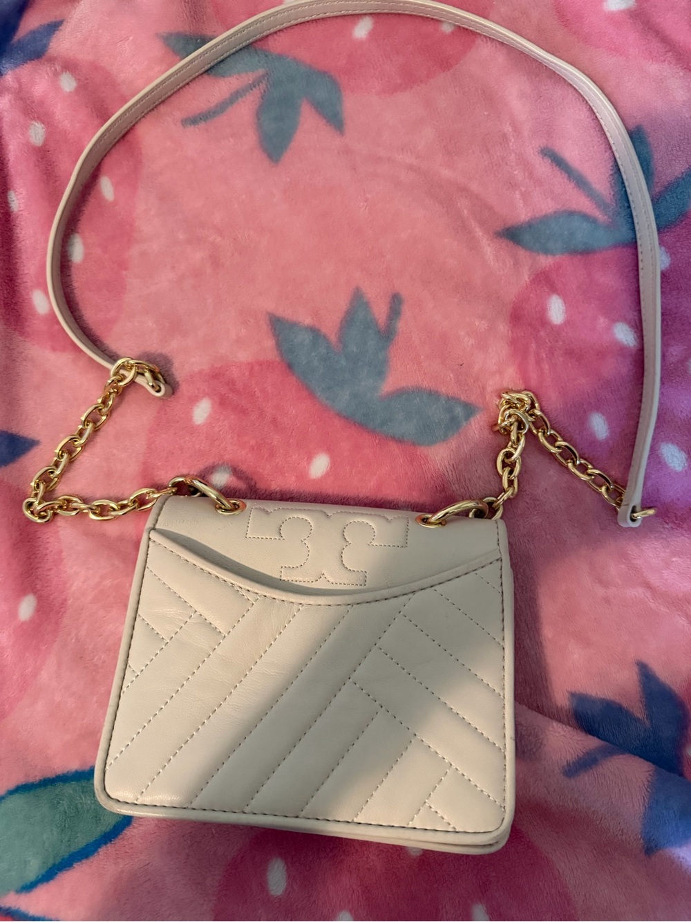 Tory Burch Cream Quilted Leather Chain-Trim Crossbody